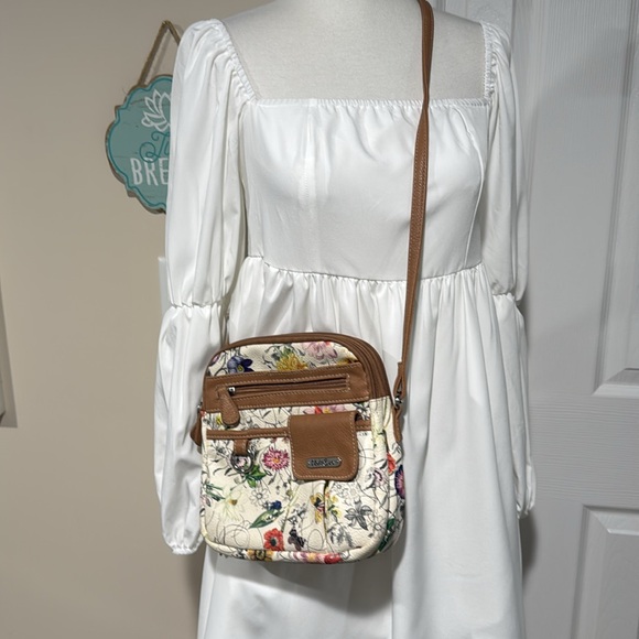 Multi Sac North South Zip Around Crossbody Bag Vienna/Hazelnut - Picture 5 of 9